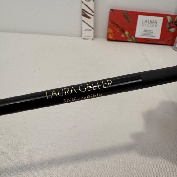 Laura Geller Makeup Set With Blush Lipstick Mascara Primer & Liner Assorted Colo - Picture 13 of 16